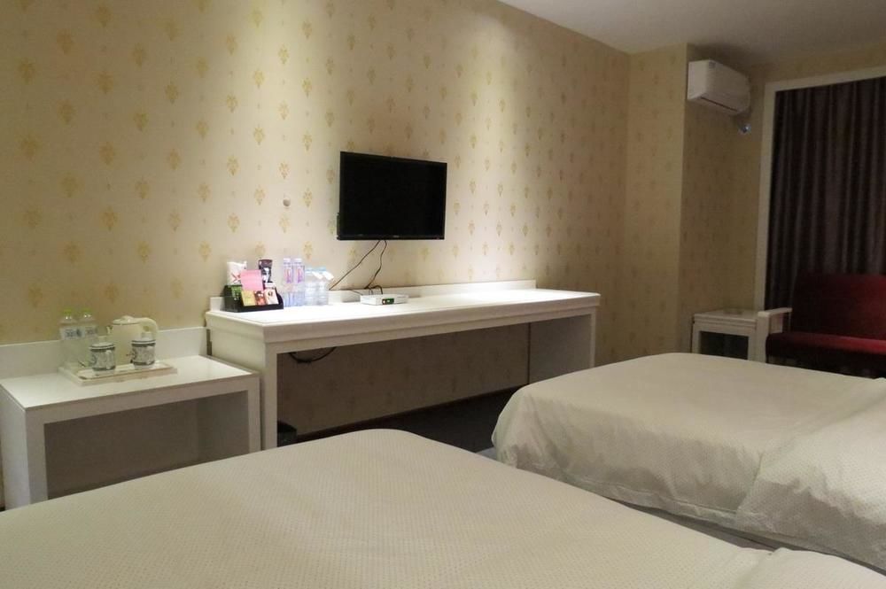 Longwang Business Hotel Liuzhou Exteriör bild