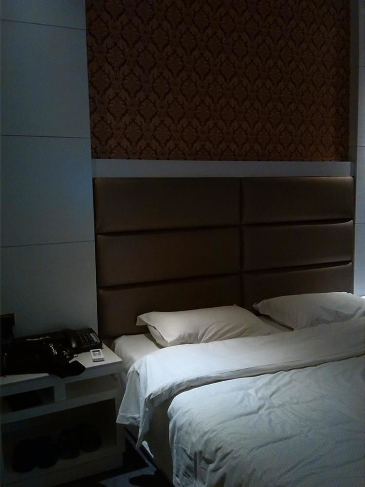 Longwang Business Hotel Liuzhou Exteriör bild